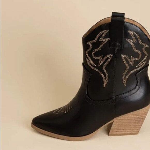 BLACK WITH BEIGE TRIM SHORT VERSION WESTERN BOOTIES - Picture 11 of 13